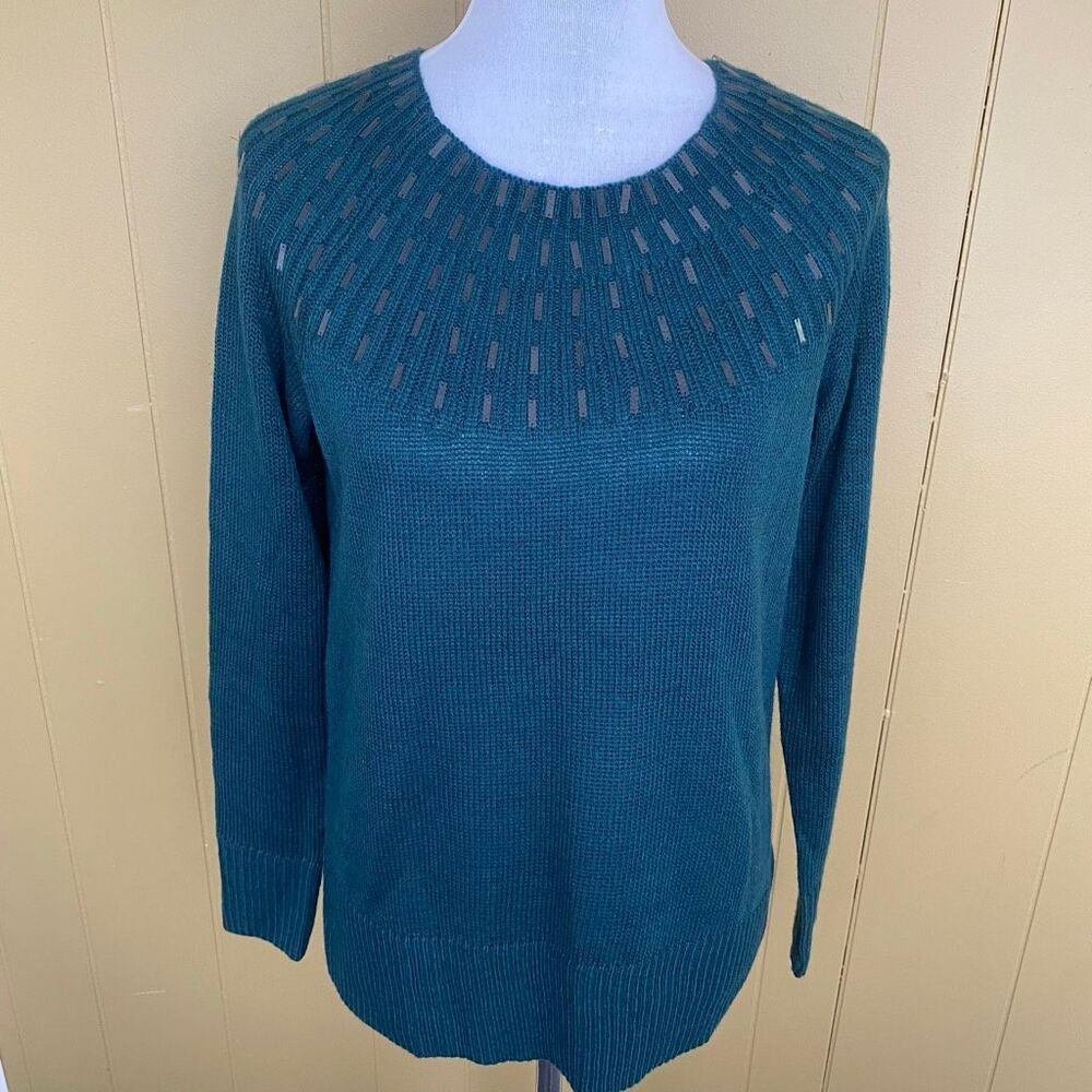 Apt 9 women M scoopneck sequin longsleeve sweater forrest green